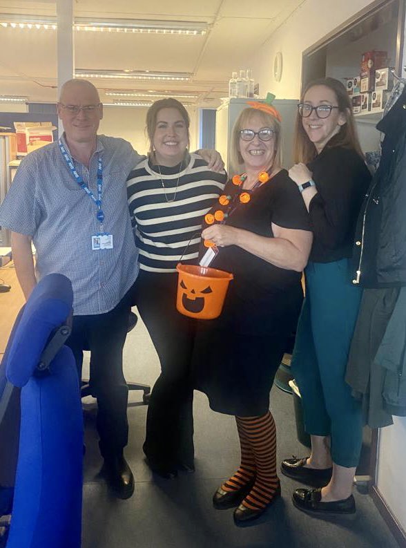 DebbeeEdwards's tweet image. Walking round Basildon Maternity trick or treating!  A quick visit to our wonderful Risk team too! @MSEHospitals @debbie50308613 @ROsayimwen @DianeSarkar @sanjaya_kalkur @KennyYegbe @lisa_pricey @kazzabazza83 @yblucher