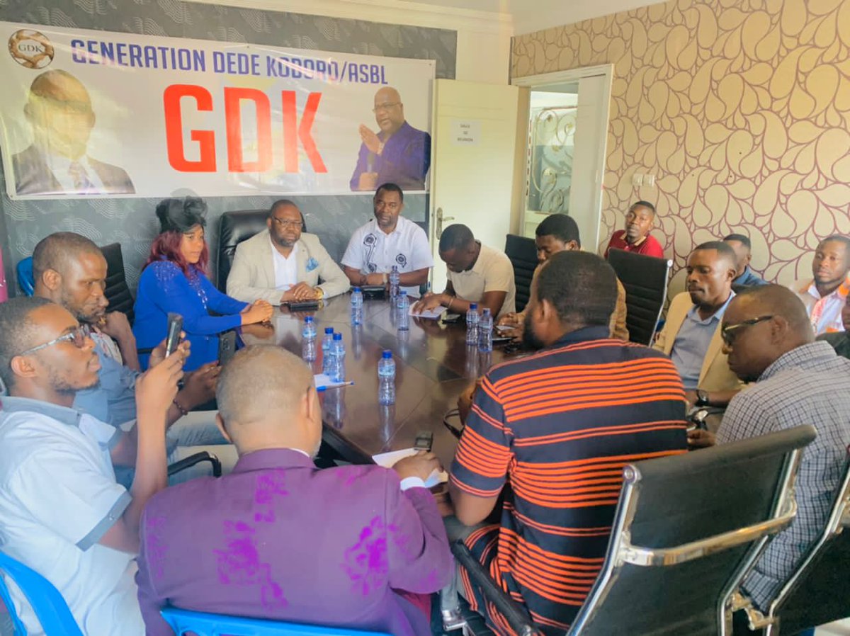 Toujours dans le cadre de la redynamisation du parti Agir pour le développement d'un Congo nouveau (ADCN) en sigle ,parti cher à l'honorable Dédé Kodoro député national élu de la circonscription de nord-ubangi l'autorité morale a lui seul entretenue avec la jeunesse du parti