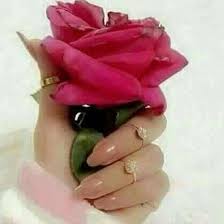SShahdd___'s tweet photo. @hour_HFC سكنتك بقلبي ولاحد حواليك
وحطيت لك بوسط قلبي مكانه
.
مغليك من بد المخاليق مغليك
واصون حبك مثل صون الامانه https://t.co/qdFjixP9Gd