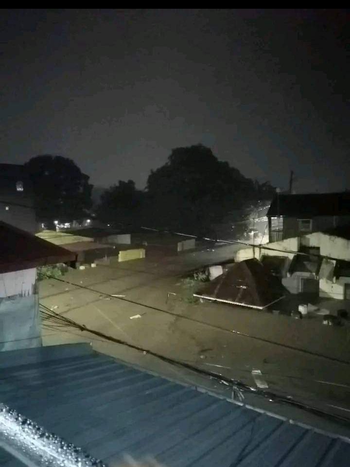 nivlarubda's tweet photo. @Jayecane Boss block me if you want but I never stop to help my family you know I'm from Philippines...the prove https://t.co/7p5RovZVtq