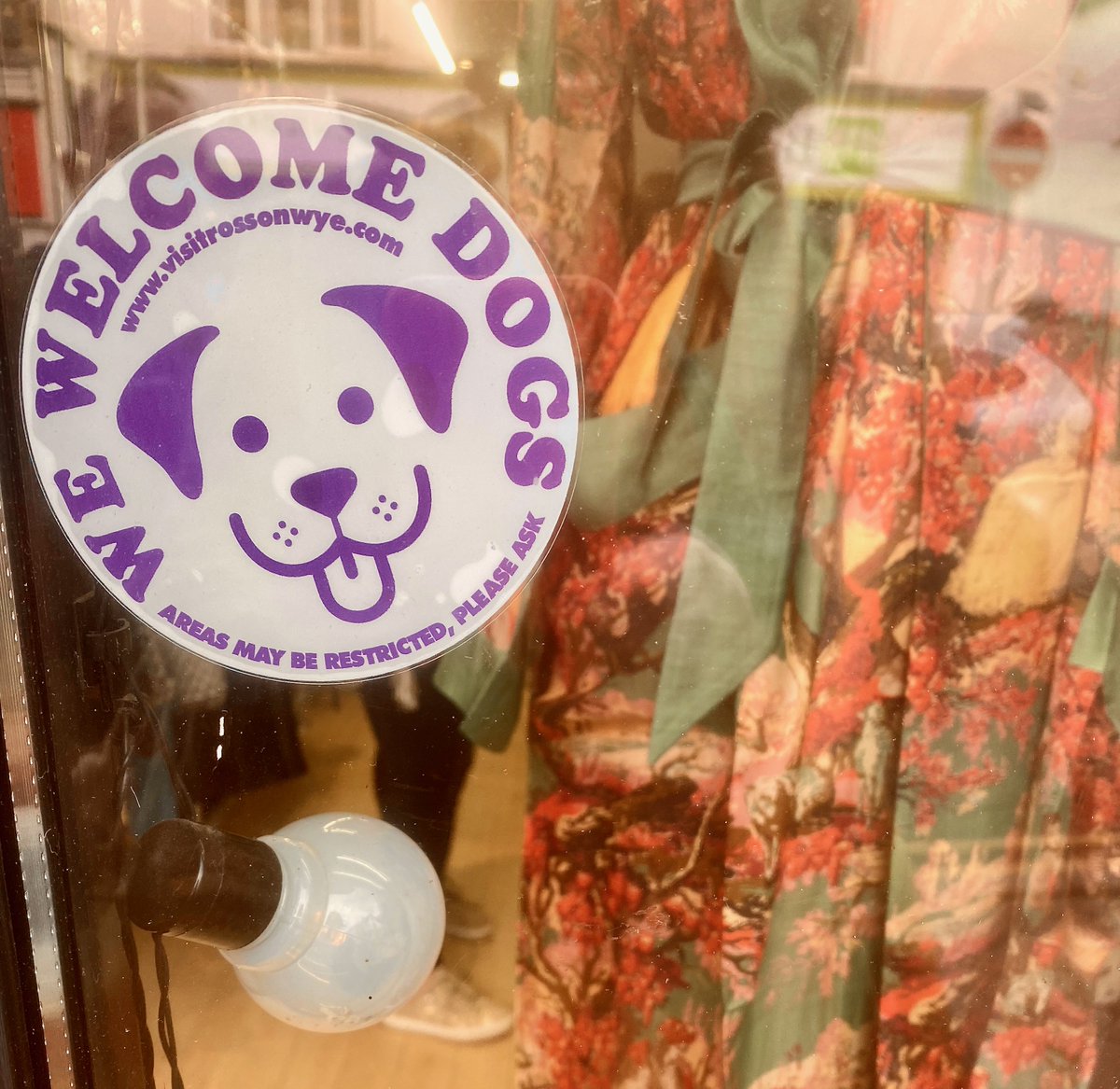 Our "We Welcome Dogs" stickers are appearing in the windows of businesses in #rossonwye 
If you would like one for your Ross business message us. They are £2 each.
#DogFriendlyRoss #herefordshire