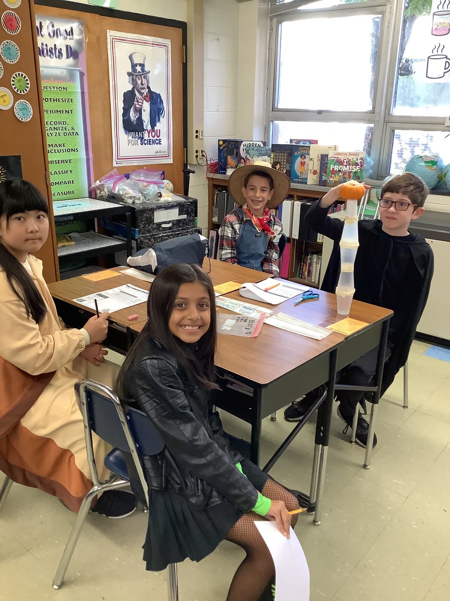 MrsPollari_EBMS's tweet photo. 🎃STEM CHALLENGE! Who can build the tallest pumpkin stand using the least amount of money!? PART 1 https://t.co/V69tS9c9OW