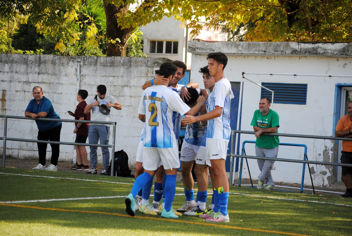 U_D_Villaverde's tweet image. Con este equipo hasta el final ✈️💙⚽