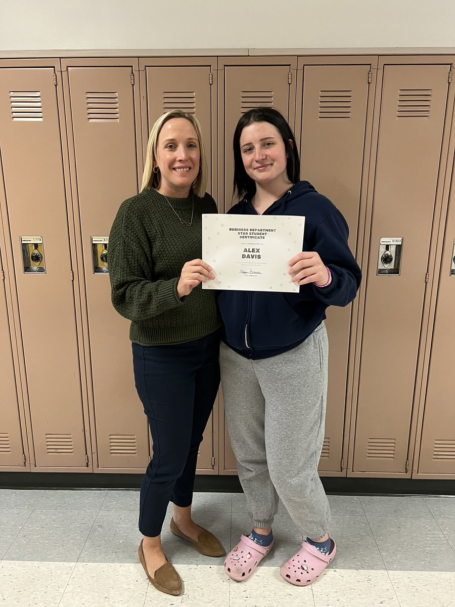 FZS Business Student of the Month-Alex Davis! SHOUT OUT to Alex for having a good attitude and always willing to lend a hand!- Mrs. Bruce <a href="/ZumSouth/">Bulldogs</a>