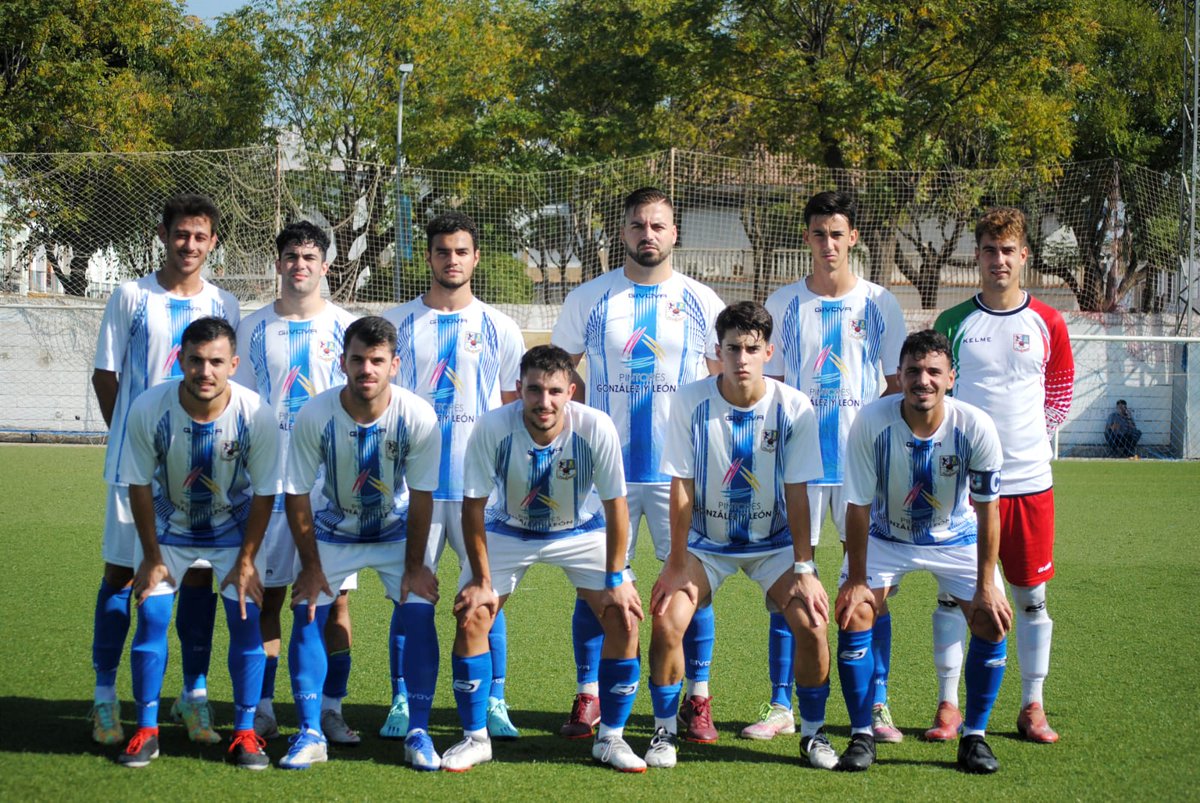 U_D_Villaverde's tweet image. Con este equipo hasta el final ✈️💙⚽