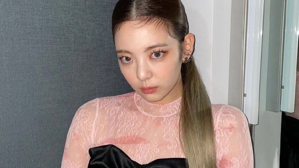 Suban ese #𝚜hine𐦍𝐬𝑜lo·𝚖𝚙𝟹 que mi oído pide a gritos tener a la princesa del #𝚂ayu𝚠ė𝕖n pegada al tímpano sin descanso! 🦴 Desde luego que ya se hizo un personaje histórico para el resto de la eternidad sacando el #𝐬po𖦹ky·এ·𝚂𝑜lō hoy.

𝚙in𝑘u ׄ ִ 𝕧-tu𝚋er ༚ ୧ #𝑚ine