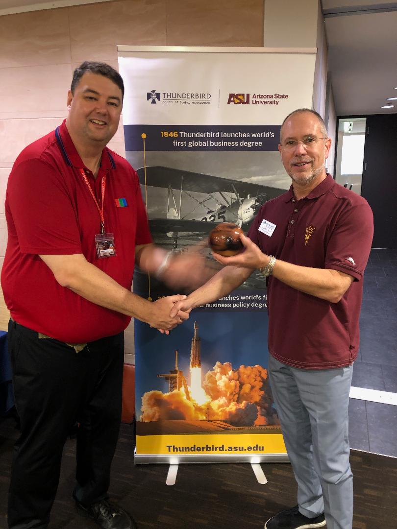 TheMarsSociety's tweet photo. We'd like to once again thank @movaglobes, one of the sponsors of our 2022 Int'l Mars Society Convention, for providing globes of the planet Mars as gifts for VIPs at the event. Visit https://t.co/WjmufVZV1p to learn more about the company and its products. #mars2022 #marsglobe https://t.co/DKVqHiNsUp
