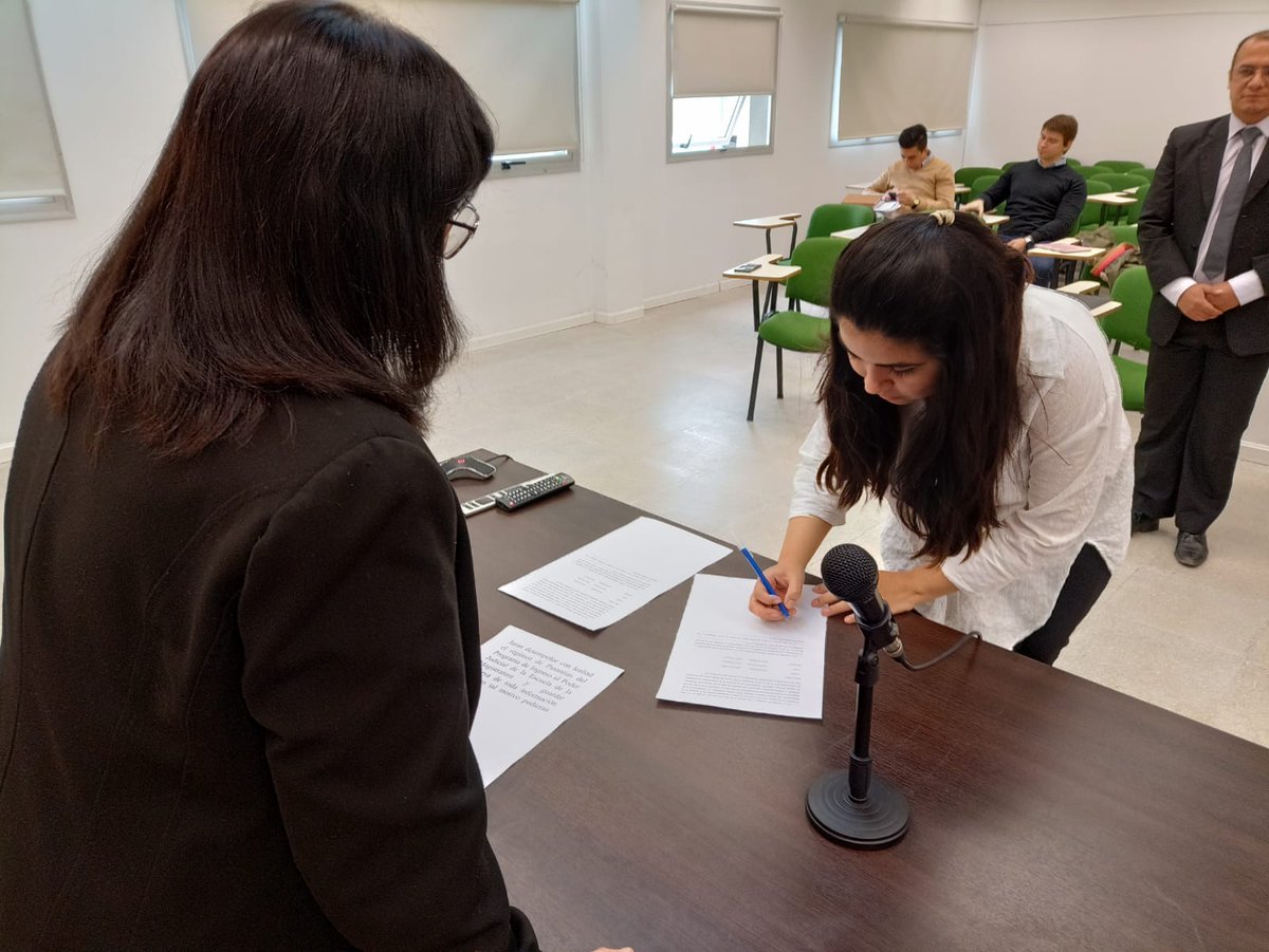 EMSalta's tweet photo. Esta mañana juraron confidencialidad los abogados participantes del Programa de Ingreso, que realizarán sus prácticas tribunalicias como parte de la capacitación. https://t.co/yb2iPbra1C