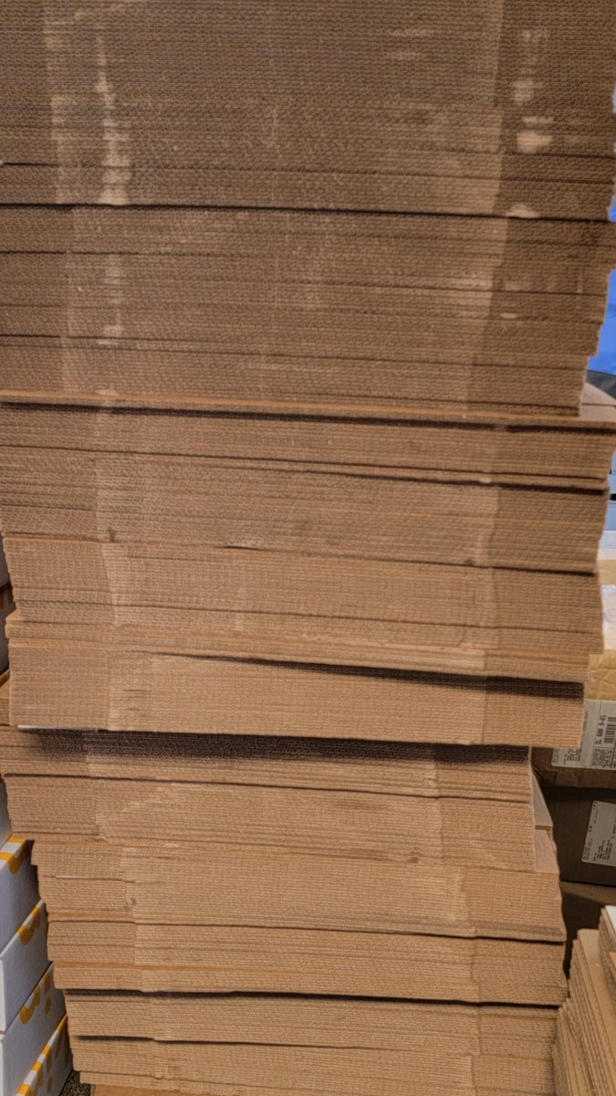 AddedIncentives's tweet photo. Added Incentives Fulfillment Time!  So much work goes into completing a fulfillment, and we love to do it.  Fulfillment orders can have one or many items and vary in size and quantity.  https://t.co/bDE7xHfvSA https://t.co/uD8hjIzzG3