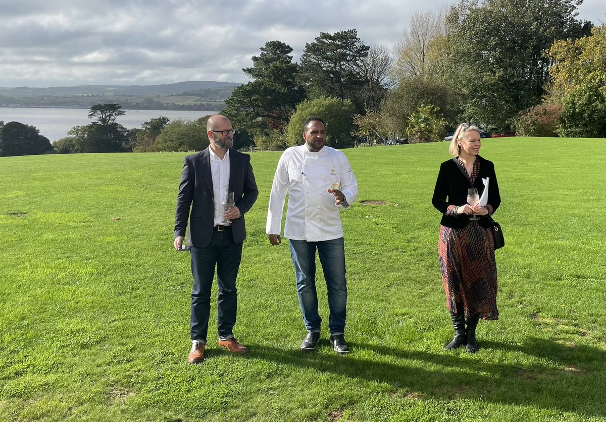 TOTAL CORNWALL tweet media