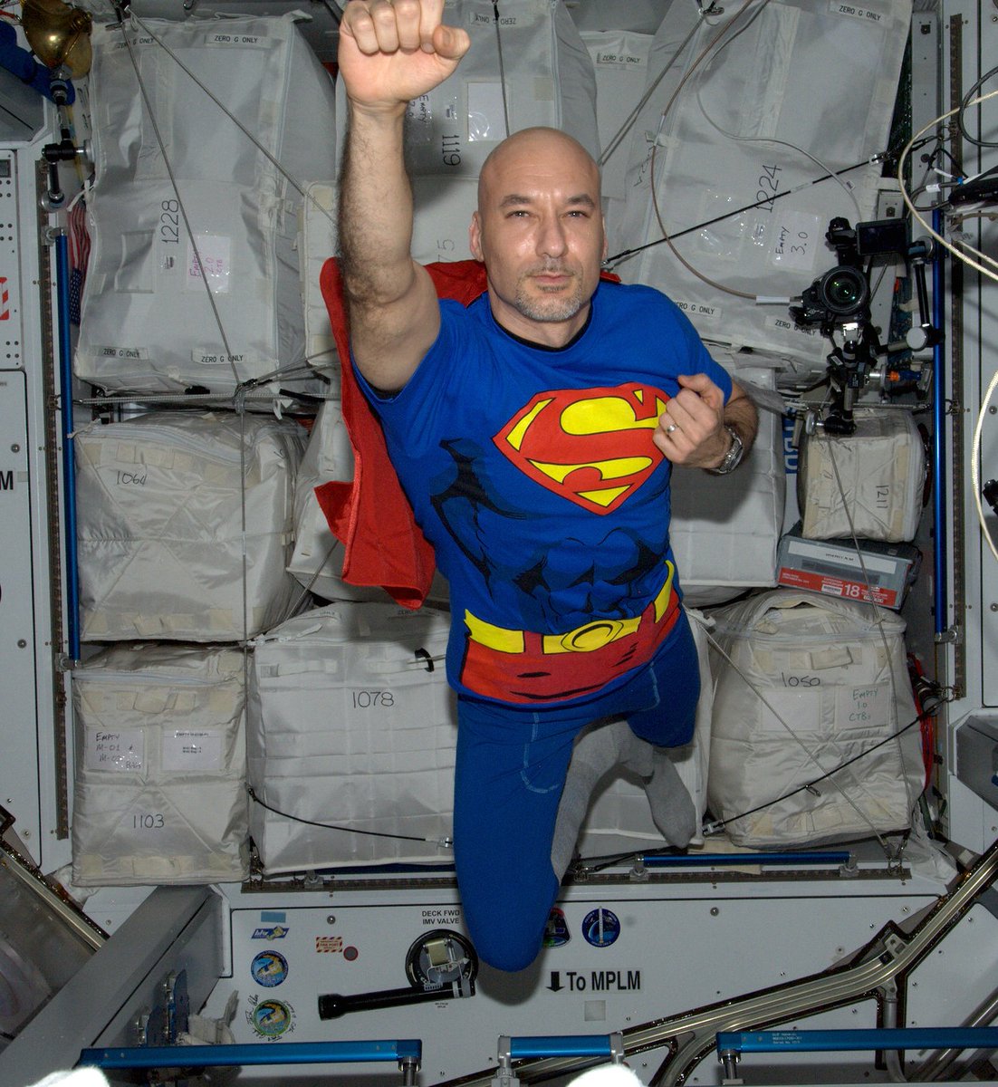 Astronauts get to join in the Halloween fun from 250 miles up! #OTD in 2013, @esa astronaut Luca Parmitano soared across the @Space_Station in a single bound, revealing his secret identity. #HappyHalloween! 🎃