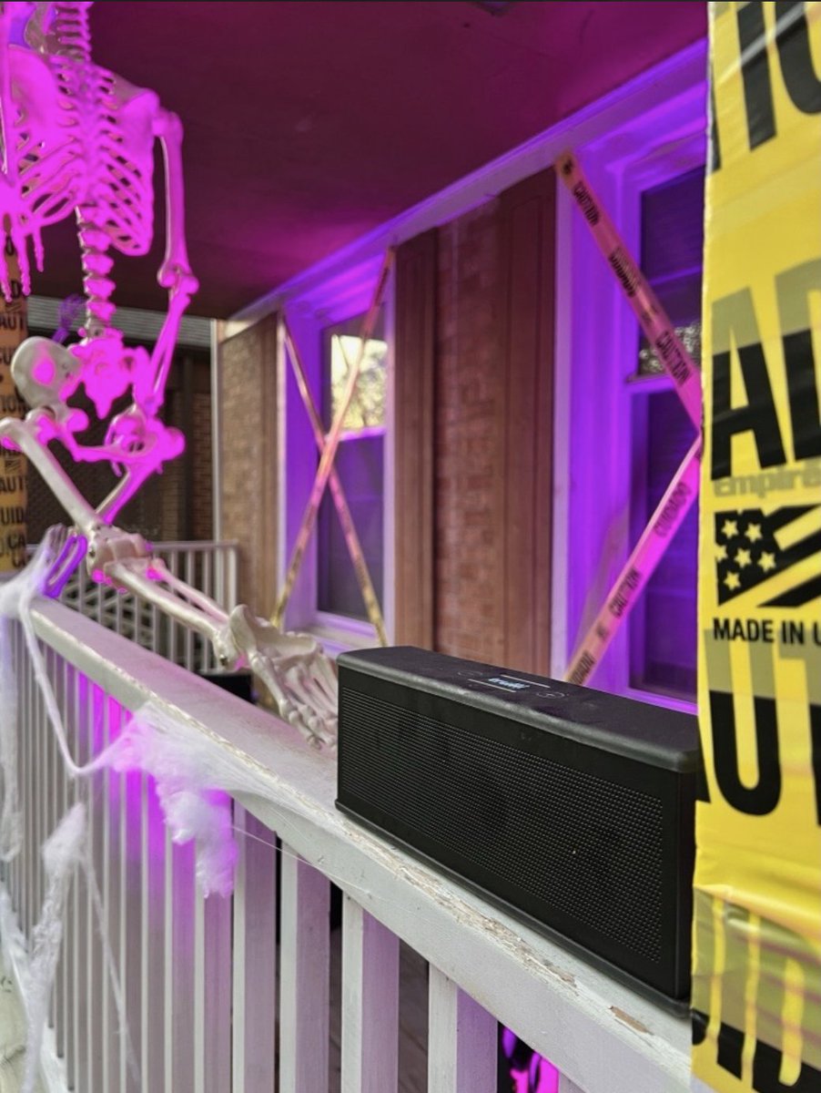 Happy Halloween, we hope you enjoy your tunes this spooky season. 

#TrulliAudio #TrulliFam #Hifi #PortableSpeaker #Audio #Stereo #Bluetooth #Bluetooth