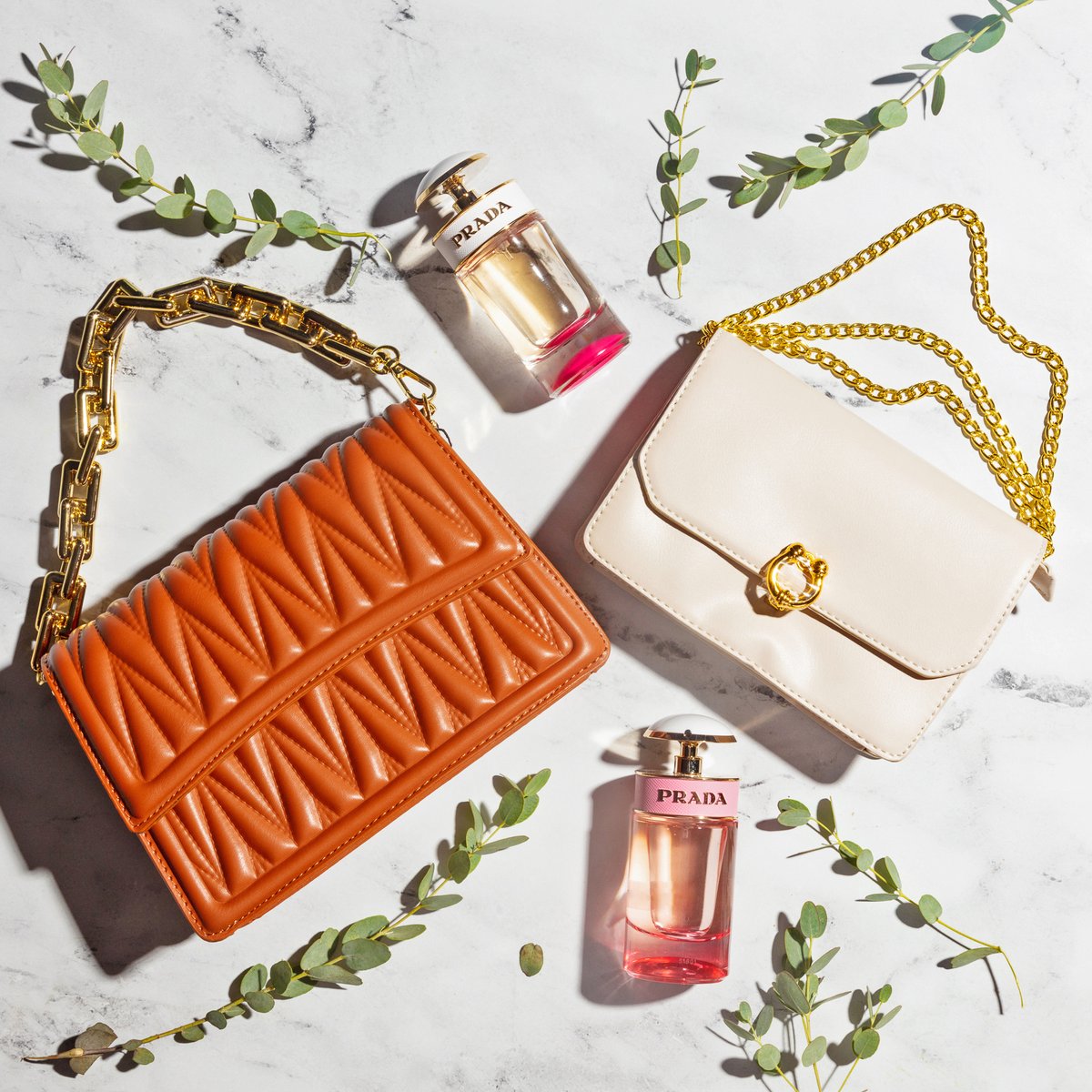 First Canadian Place tweet media