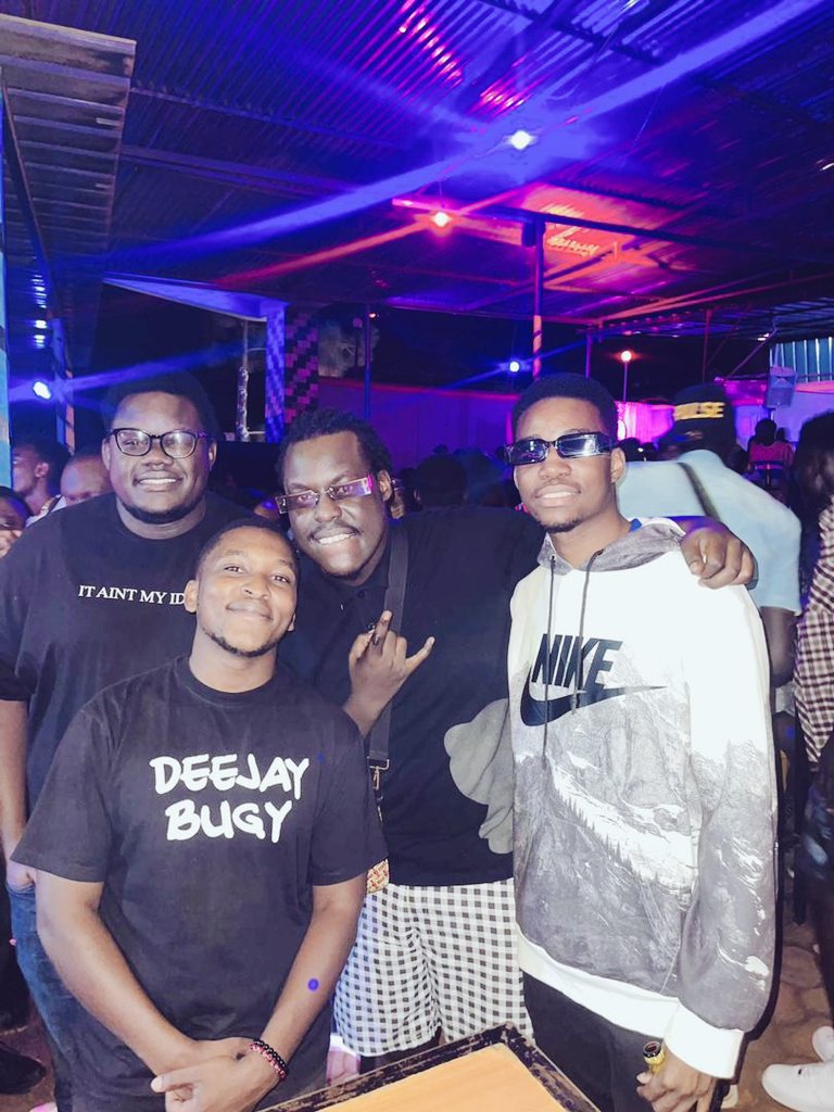 A million dollar pic! 👏 These guys work tirelessly to bring joy to you all! #PutRespektOnTheBoyzName @deejaykuzzi 📌 @deejay_alza 📌 @dj_khurk 📌 @deejaybugy