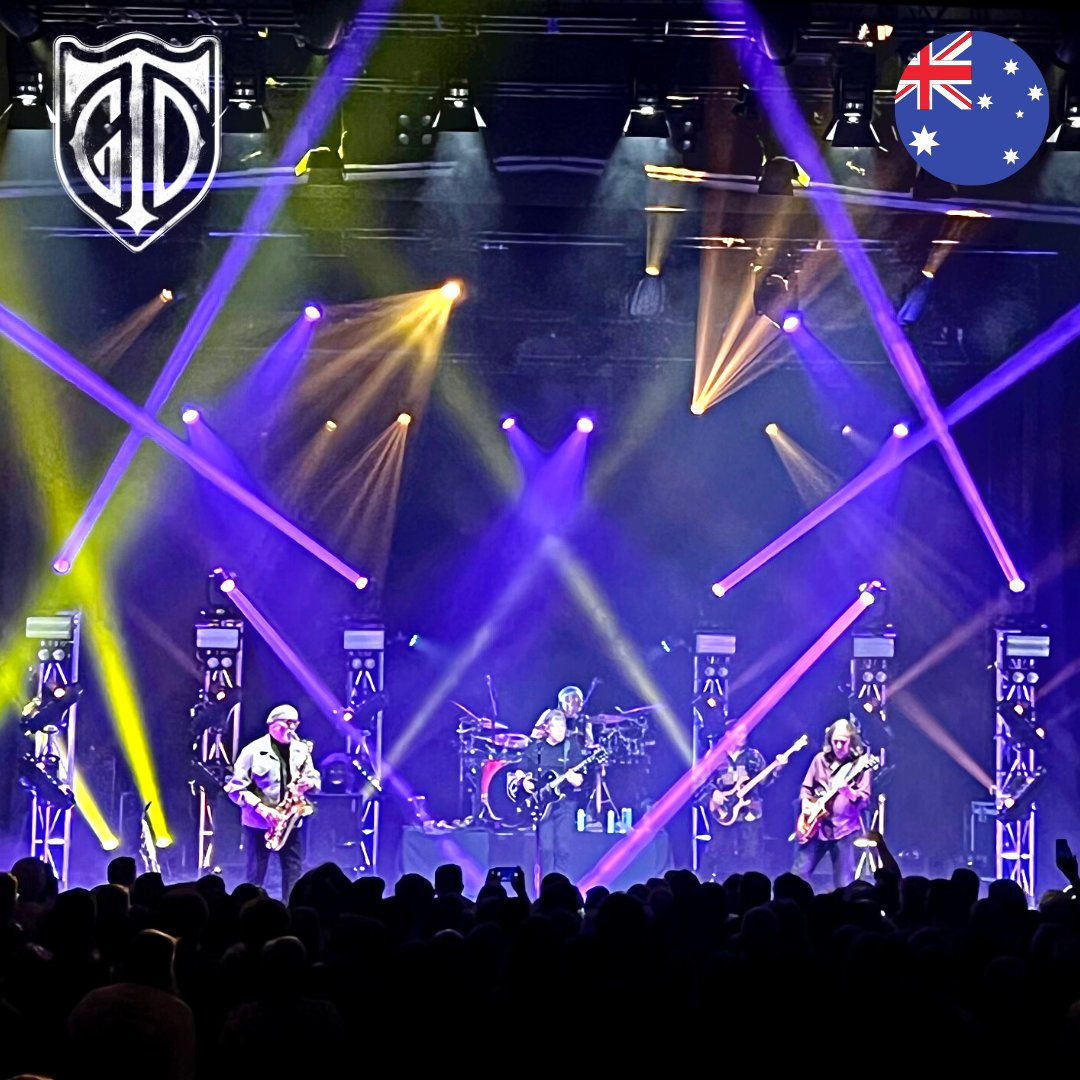 thorogoodmusic's tweet photo. What a FUN Halloween show at the Enmore Theatre in Sydney last night, thanks to everyone who ROCKED with us! π¦πΊ π πΈ π€πΌ
#Badtothebone #GeorgeThorogood #40yearsbad #livemusic #goodtobebadtour #Australia #Sydney https://t.co/Gm8CK6PDb5