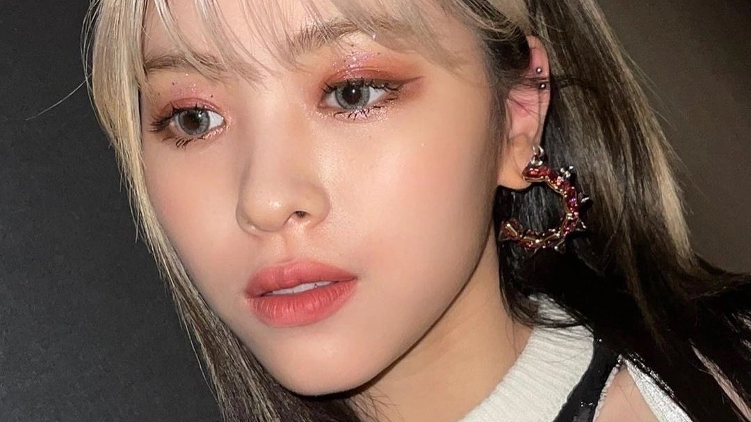 Tengo la #𝙷ead𝙸n𝚃he雲𝟺ever y se nota por cómo estoy mirando a la nada, pero ni caso que para #æ𝚝ernum𖤣at𝒞oachēlla no pienso tener ningún tdah comportamiento. 🦄☆ En esos momentos estaré viviendo cada letra de la canción de manera enloquecida.

𝑖-nso𝔪nia Ⱄⱄ #𝚔it·𝚊na!