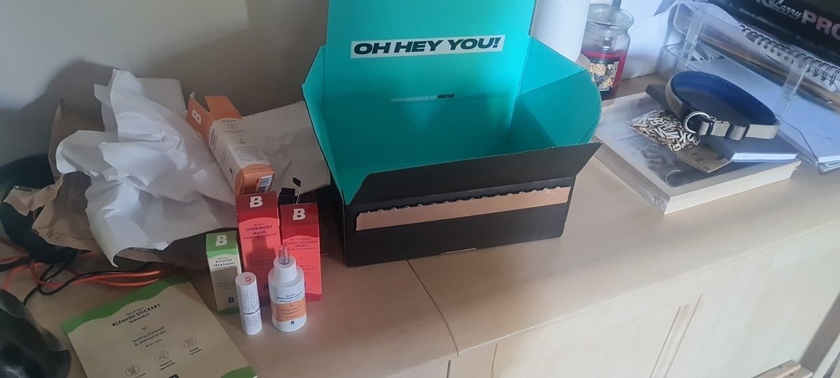 Beth ✨ (@__bethh) on Twitter photo Dear <a href="/beautybayhelp/">BEAUTY BAY help</a>, I can see you replying to people and not me. I am missing items from my order, I pay for Haul Pass and I've spent the past 4 days trying to contact you! If this carry on I will not be using you again no matter how much I like your skincare. Dear <a href="/beautybayhelp/">BEAUTY BAY help</a>, I can see you replying to people and not me. I am missing items from my order, I pay for Haul Pass and I've spent the past 4 days trying to contact you! If this carry on I will not be using you again no matter how much I like your skincare.