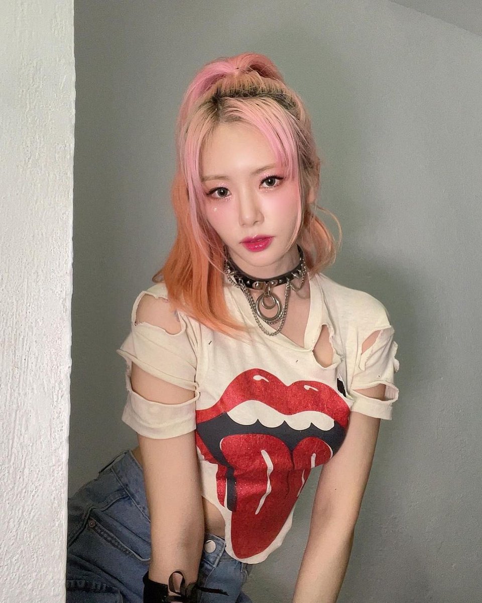 jiuthinking's tweet image. keep going somnias!

I vote #dreamcatcher for #MAMAVOTE