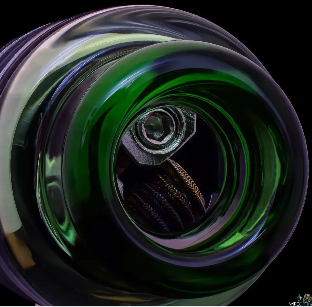 jenniferAlvarw's tweet photo. From @gravelthroated Some mohawks by @coilmagicians in the U.S.1 with the sexy green cap 😍by @trinityglasshardware
All wire from @wireoptim
#acolytesofohm #acolytebuilds #youzguyz #wire #wireart #indovapor #wireartist #wiregasm #wireoptim #coil #coilartist #coilart #colours # https://t.co/XIwSmBdjI6