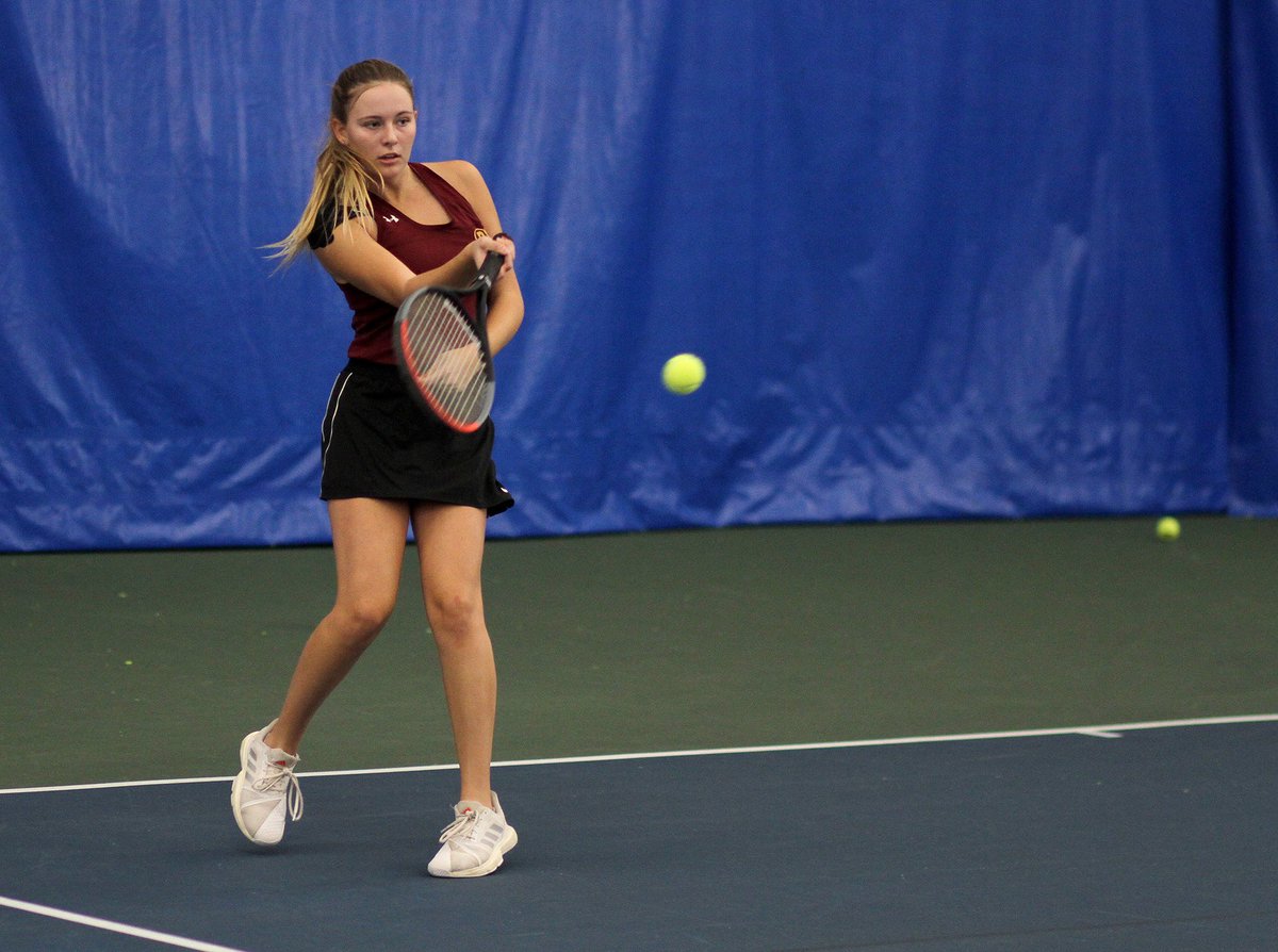 BensonBraves's tweet photo. Congratulations to Elle Kletscher on being the first girls tennis player from Benson to win a match at state since 2009! Way to go Elle! #GoBraves https://t.co/J1FeJjgbEo