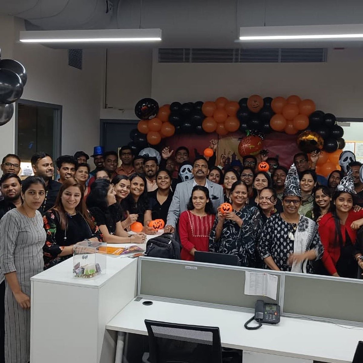 UnitySFBank's tweet photo. Our Unity Bank Employees celebrated this Spooky Halloween π Season with Fun and Enthusiasm while trick or treating with Senior Leaders!
#HappyHalloween #SpookySeason #LivingThroughUnity #UnitySFB https://t.co/ZfpUuz7Ren