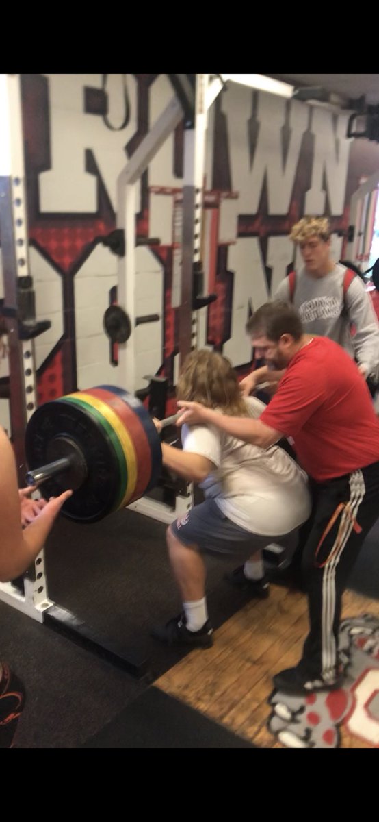 CPdogsfootball's tweet photo. Sectional Championship Week!! Gotta get those squats in!!! #StrongSurvive
G. U. T. S. https://t.co/IHy4MqLlYk