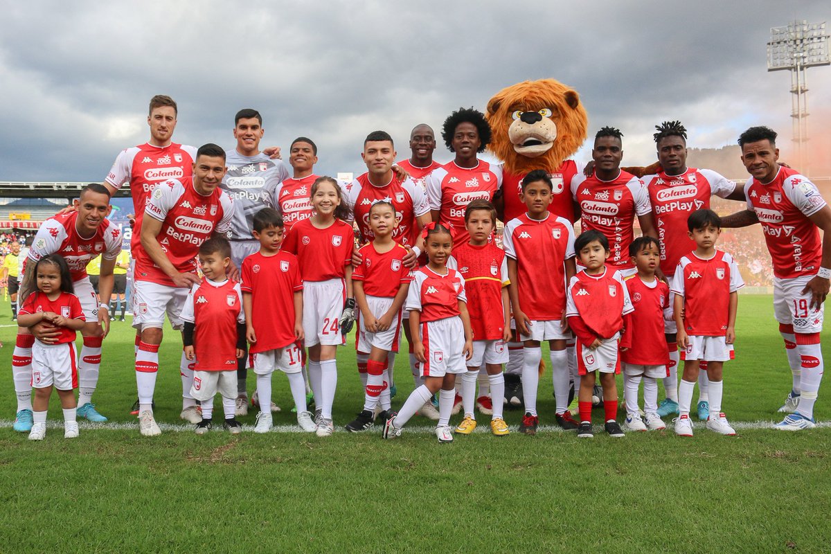 SantaFe's tweet photo. Ayer nos acompañaron Antho, Valentín, Martin, Majo, Mika, Juan Luis, Juan Andrés, Sara, David y Juan José.

#HerederosDeUnaPasión 🇮🇩 https://t.co/KVbOQO83uZ