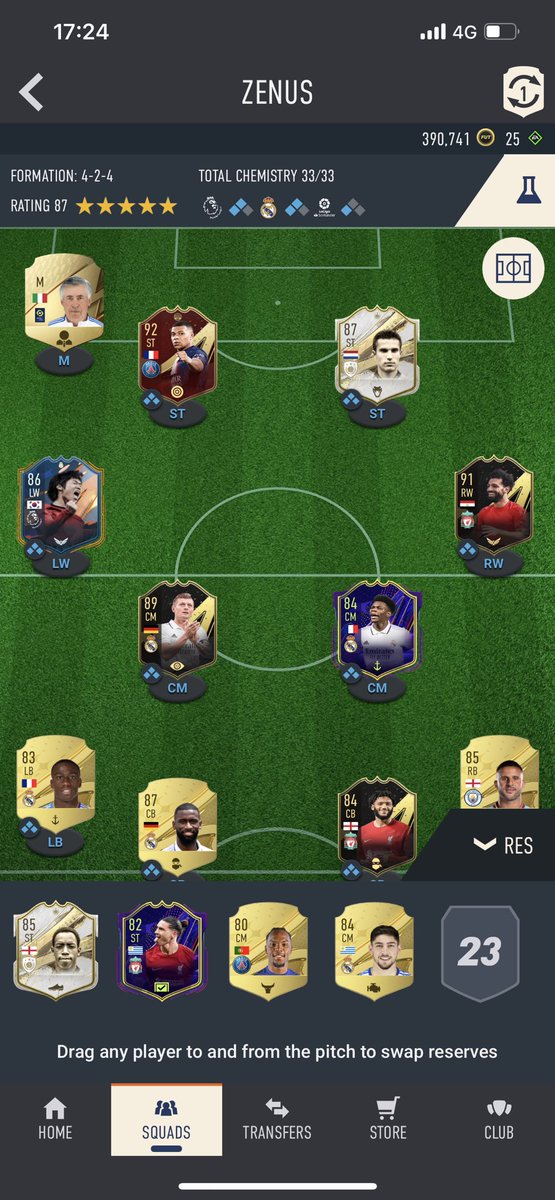 RThour's tweet photo. @FUTBIN What do to? Bank 400k https://t.co/DMGQwpNH4G