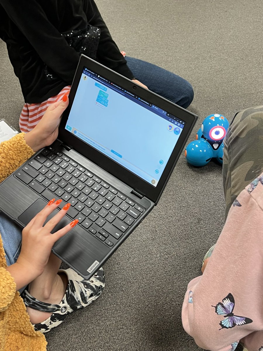 TheSTEMnerdette's tweet image. Ms. Proctor’s students at @lwesmediacenter exploring coding with the @WonderWorkshop Dash robots today. Loved the collaborative conversations within groups and math/science concepts integrated within coding. #STEMeducation #robotics #STEMatWCS