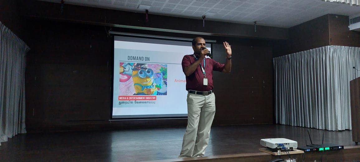 SriNachammal's tweet image. Our children had a great session on Animation conducted by IMac Academy, Coimbatore. 
 Students also came to know about the various job opportunities in Web Animation Technology.
#SriNachammalVidyavani #carrierGuidance #animationtechnology #animation #animationisforeveryone