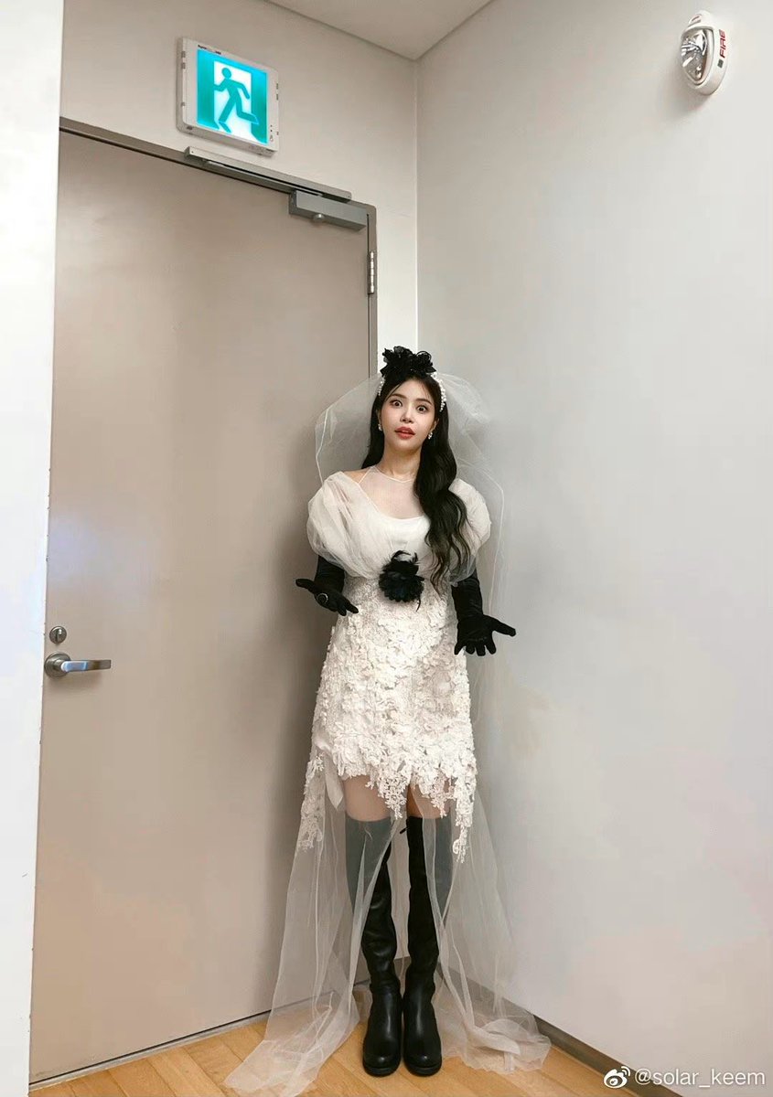 ⠀⠀⠀⠀⠀    
⠀  ⠀⠀⠀⠀꩜ ⌓ ꩜))っ𝗍𝗁𝗂𝗌 𝗂𝗌 𝖍𝖺𝗅𝗅𝗈ꭐǝ𝖾𝗇!! ❜
⠀⠀⠀⠀⠀