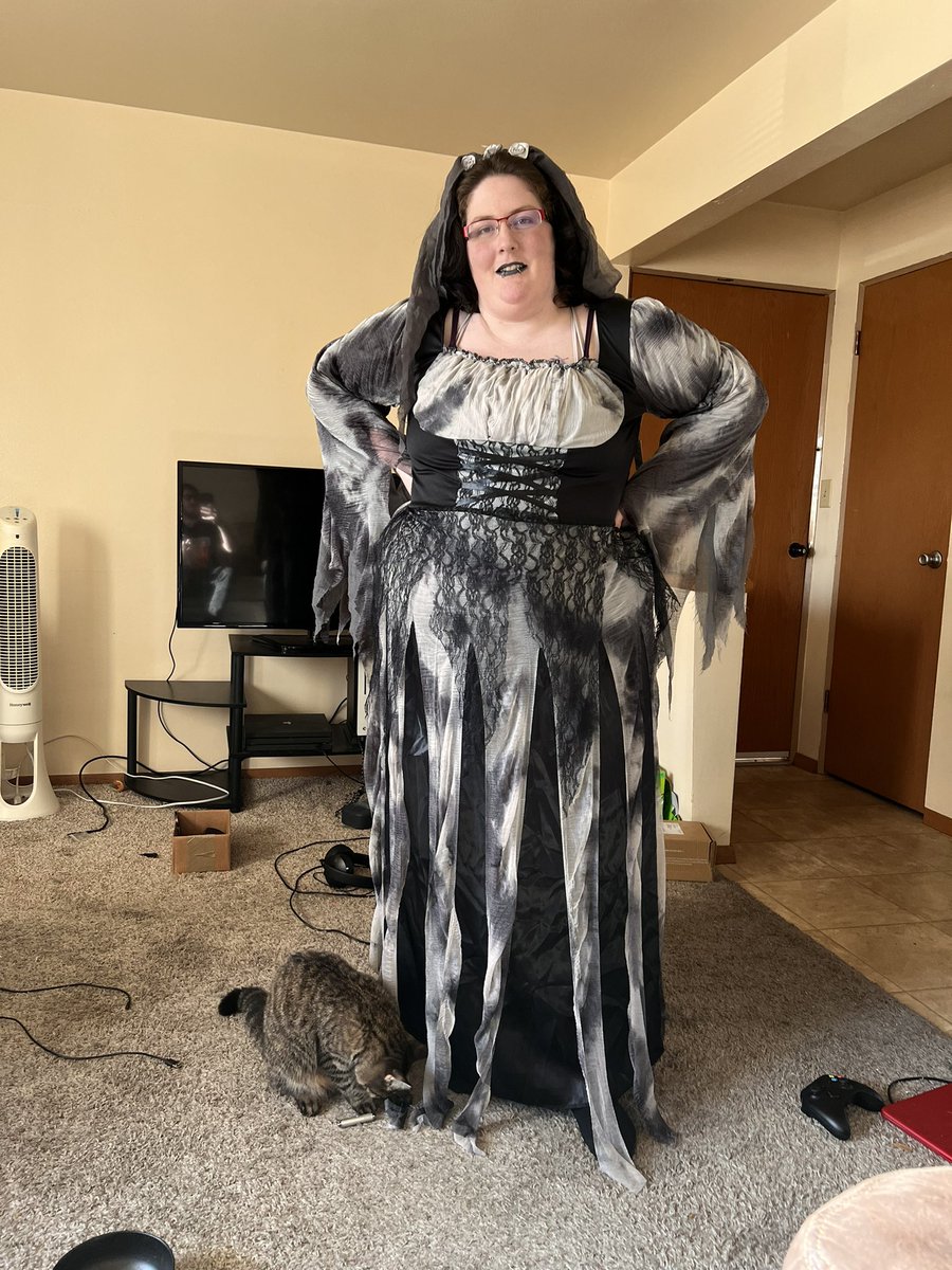 lette4him's tweet photo. I’m ready for the day #Halloween2022 https://t.co/RYOPHufoPM