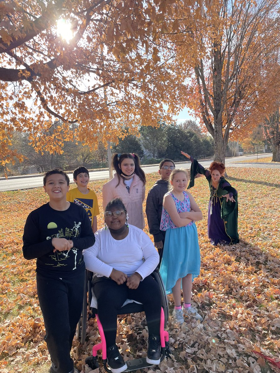 Mrs. Hefta tweet media