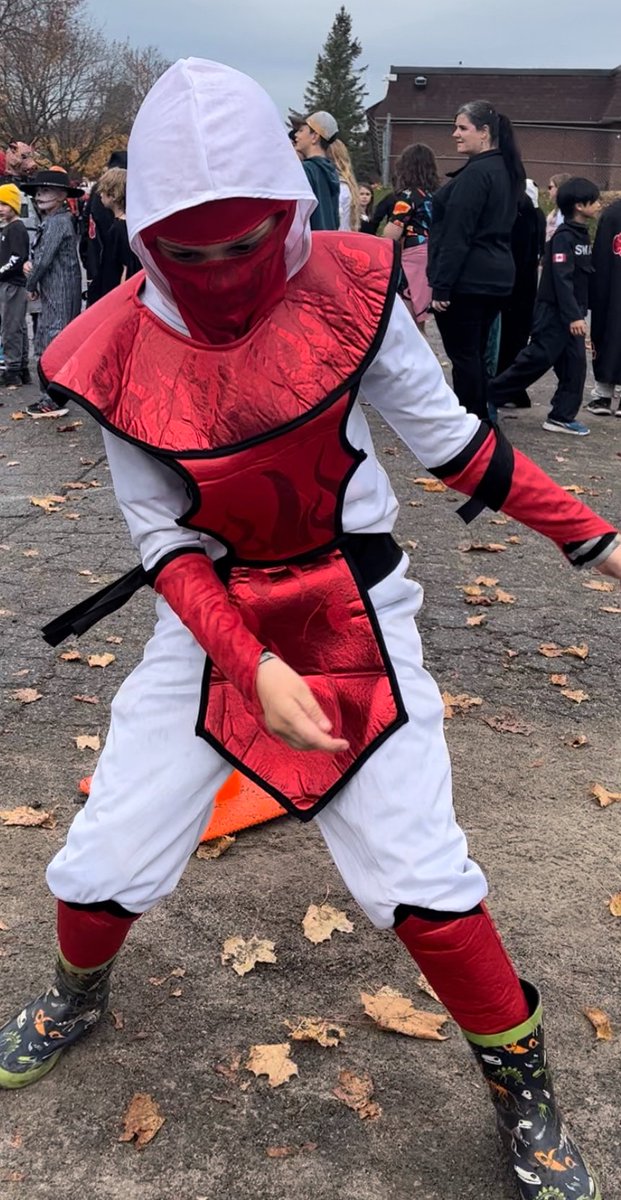 Hey Wildcats!!
Not even a bit of rain can dampen our spirit at BPS. The COSTUME PARADE was a great success. A bit terrifying, but a definite success!