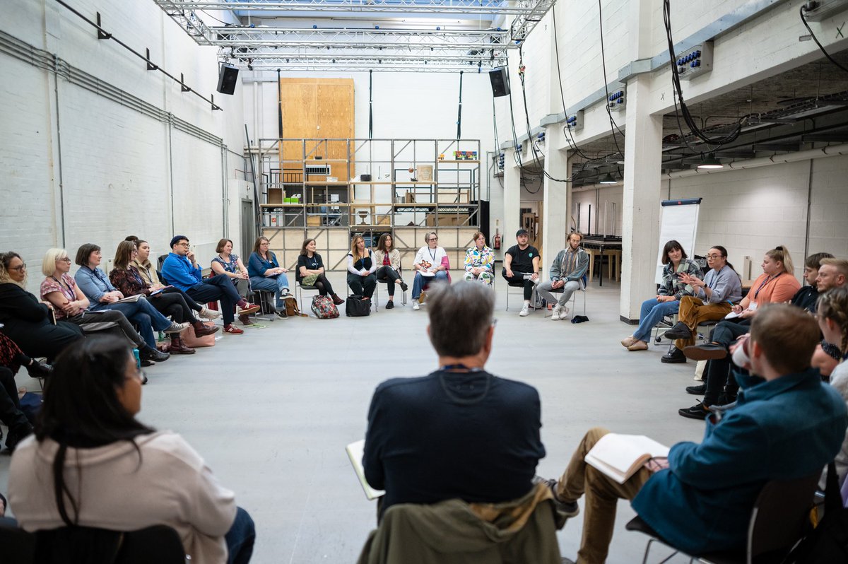 NTConnections's tweet photo. We had the most amazing time at this year’s Directors’ Weekend, and it was amazing hearing how excited all our wonderful teachers and youth theatre leaders are to go away and start their rehearsals after 3 full days of workshops and masterclasses🤩 

photos by Korey J Ryan https://t.co/vREMSO37BJ