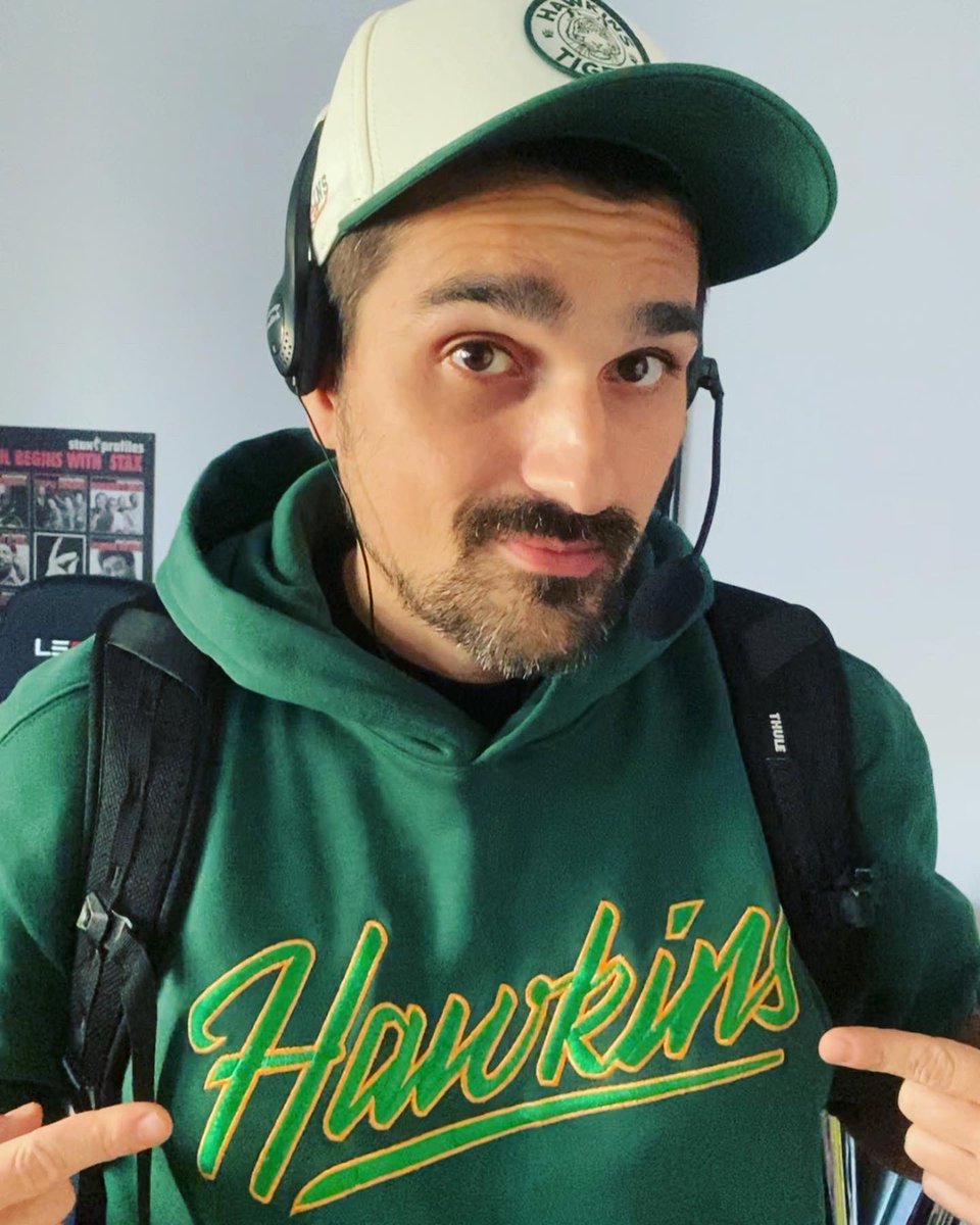 AmerigoGazaway's tweet photo. ”Call me Dustin, Master of Dungeons” ⚔️🔥 https://t.co/oRQgjPeTtt
#HappyHalloween #StrangerThings #DustinHenderson #HawkinsHigh https://t.co/GSoatJ1zKD
