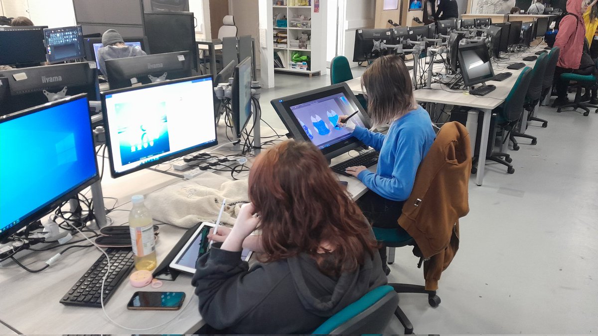 ghostleakgames's tweet image. After a short week break, we're back in the studio hard at work on getting the game ready for our greenlight meeting