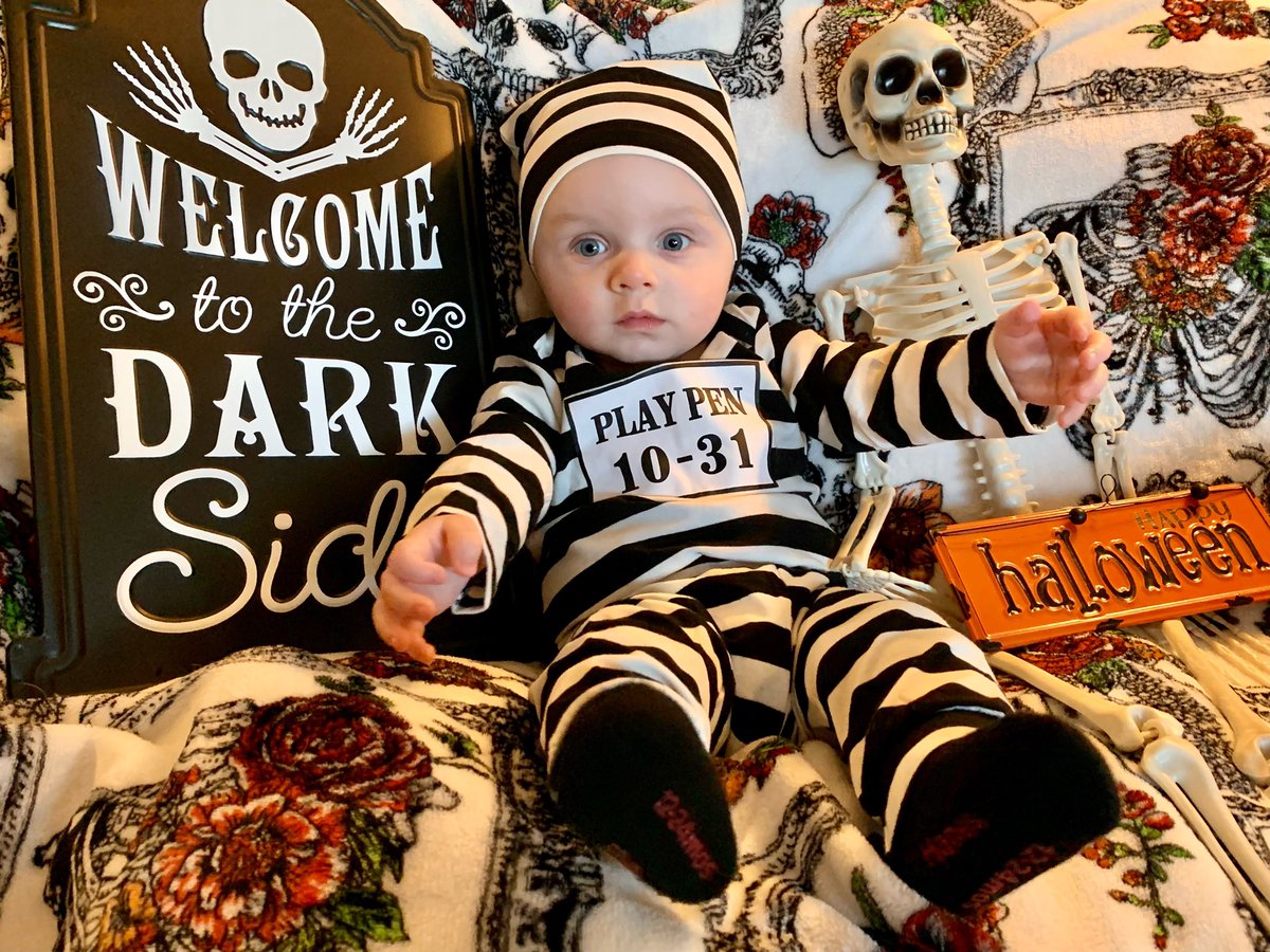 Even though it's Halloween, Sam doesn't want you to get spooked! Election day is a little over a week away, and that means you still have time to ensure that you are voting FOR Issue 10! Your vote will help Sinclair continue to strengthen our local workforce. #WontRaiseTaxes