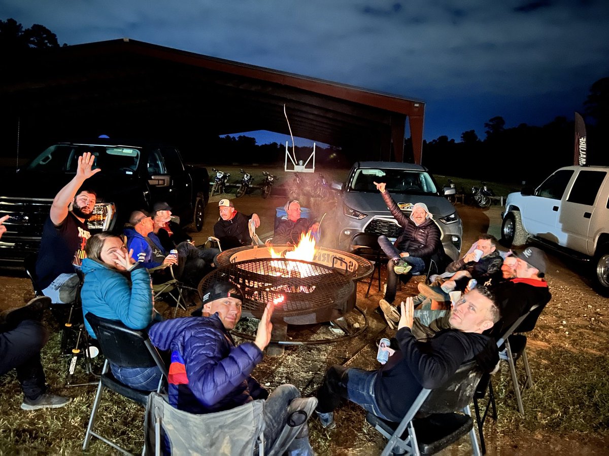 CWStalker9's tweet photo. Boot Camp Stag Do!!🇺🇸🌪️ @dogs006 Awesome few days riding with the Boys and Boot Camp Crew @texastornado5  @Joe_P42 @Corywest13 @dogs006 @kawasakicraig @darrenfry48 @jim_hob @AaronZanotti64 Platty and Ricky👌🏻Cheers Guys🍻
Next Stop NASA🚀 https://t.co/x43e0wTgWB