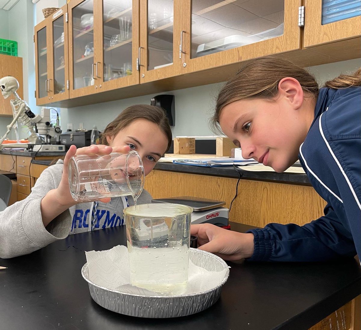 MercymountCDS's tweet image. How is the buoyant force acting on a floating object, related to the weight of the water it displaces? Just ask these 7th graders!