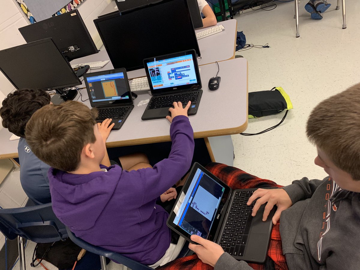 jromani's tweet photo. Kids coding a maze game in #makecode the exciting part is that they are helping each other problem solve and troubleshoot their code/game. @glencrestms https://t.co/SJjPxbKtk7