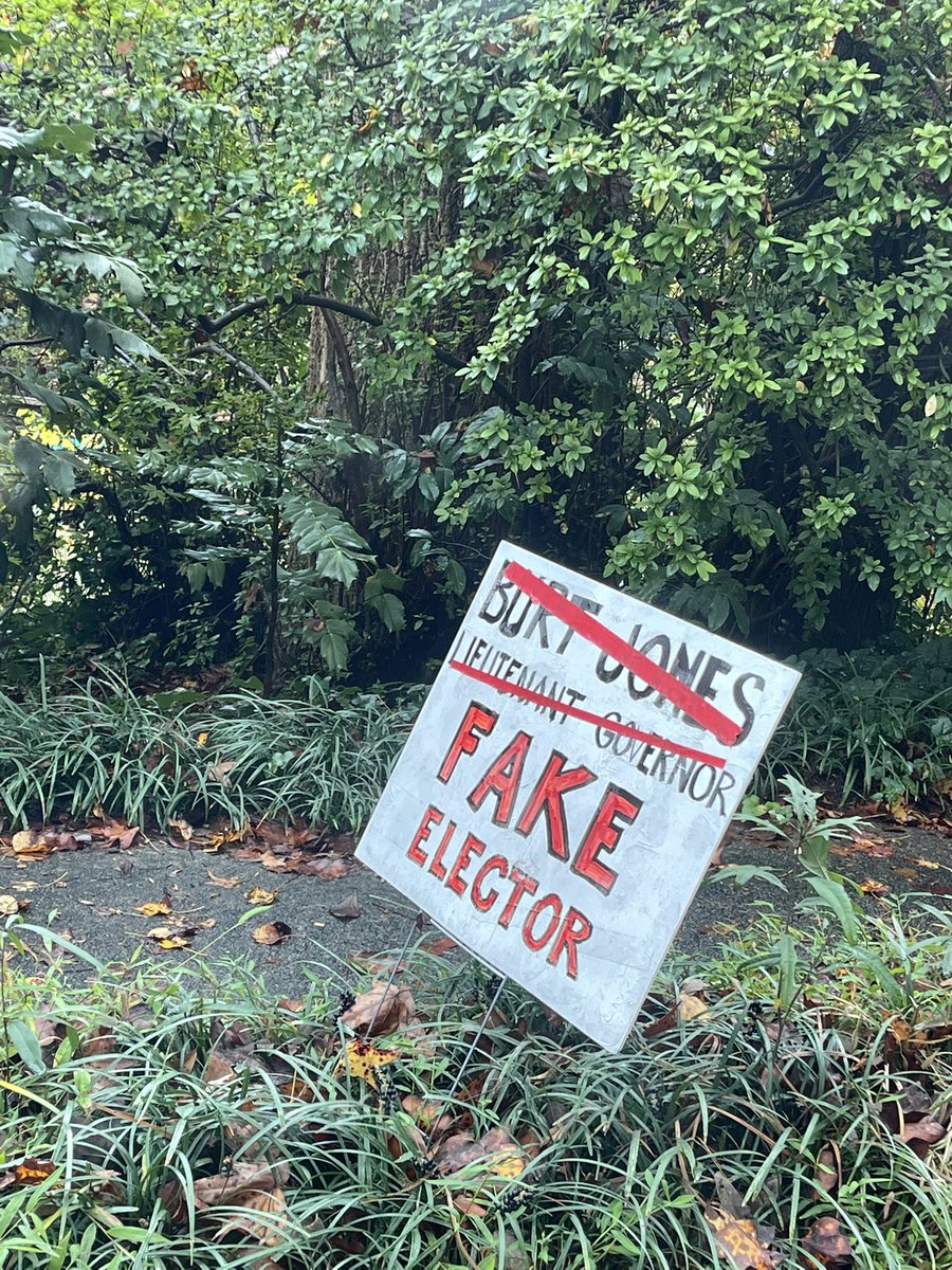 memesforabrams's tweet photo. Mood. @charlie4georgia #gapol https://t.co/ELfI0SKH5x