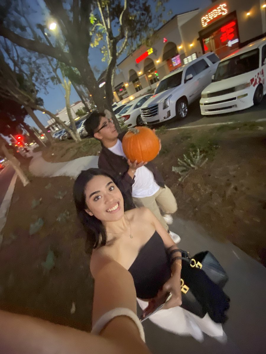 Thank you for one year, you’re truly my best friend and my person. I love you @_blulues