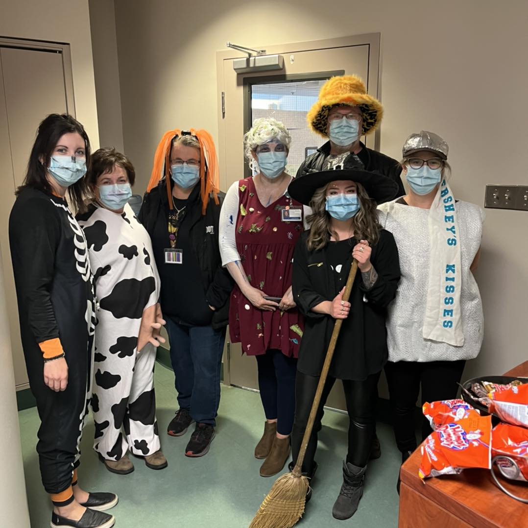 VRHFoundation's tweet photo. Our staff are having a blast today -- have a safe and Happy Halloween, from Valley Regional Hospital!

#CommunityIsOurFoundation #HappyHalloween #ValleyRegionalHospital #AnnapolisCommunity #NovaScotia https://t.co/uhvMxc1jiE