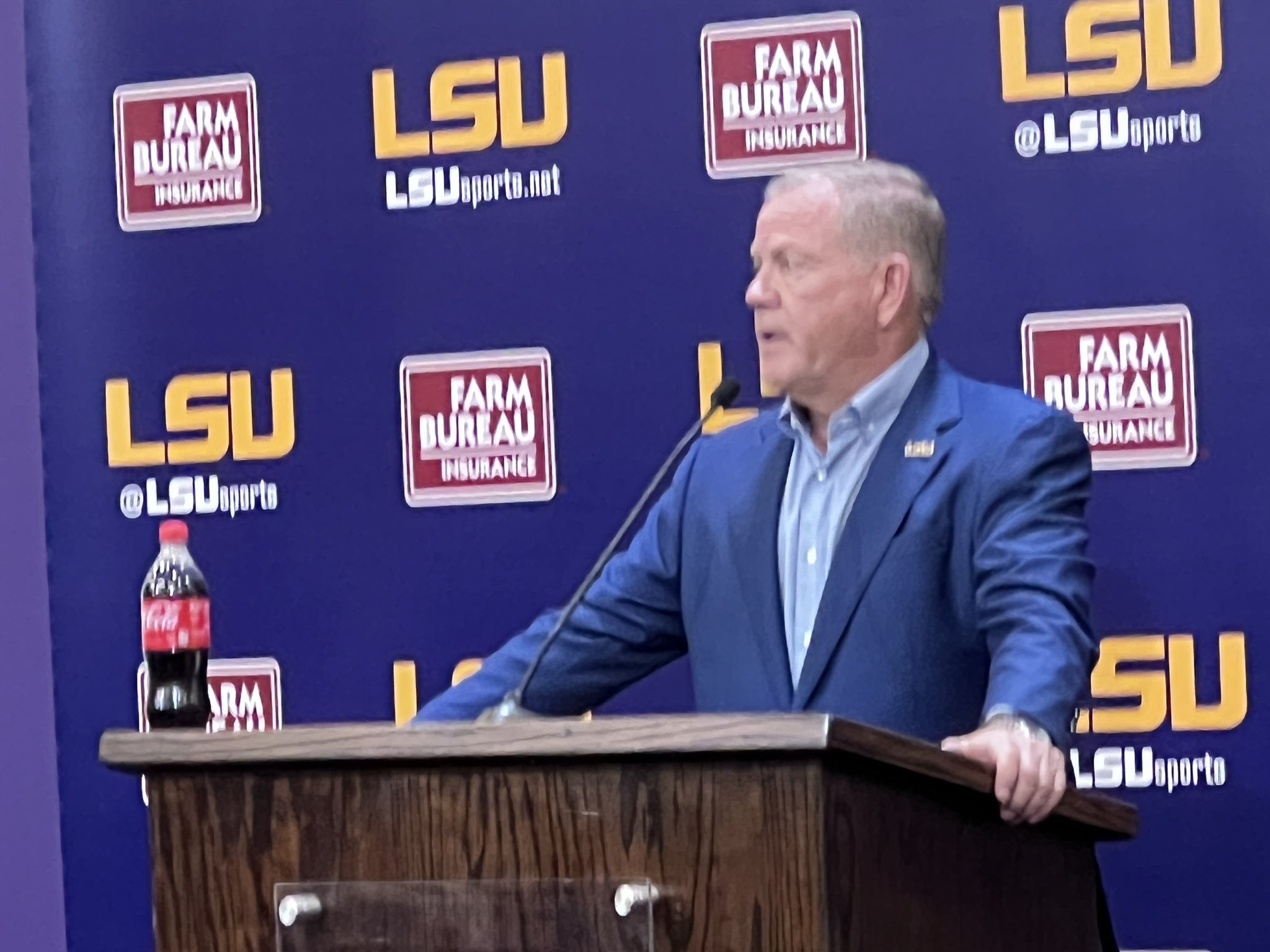  HC Brian Kelly wishes Nick Saban a HAPPY BIRTHDAY to open up today s press conference. 