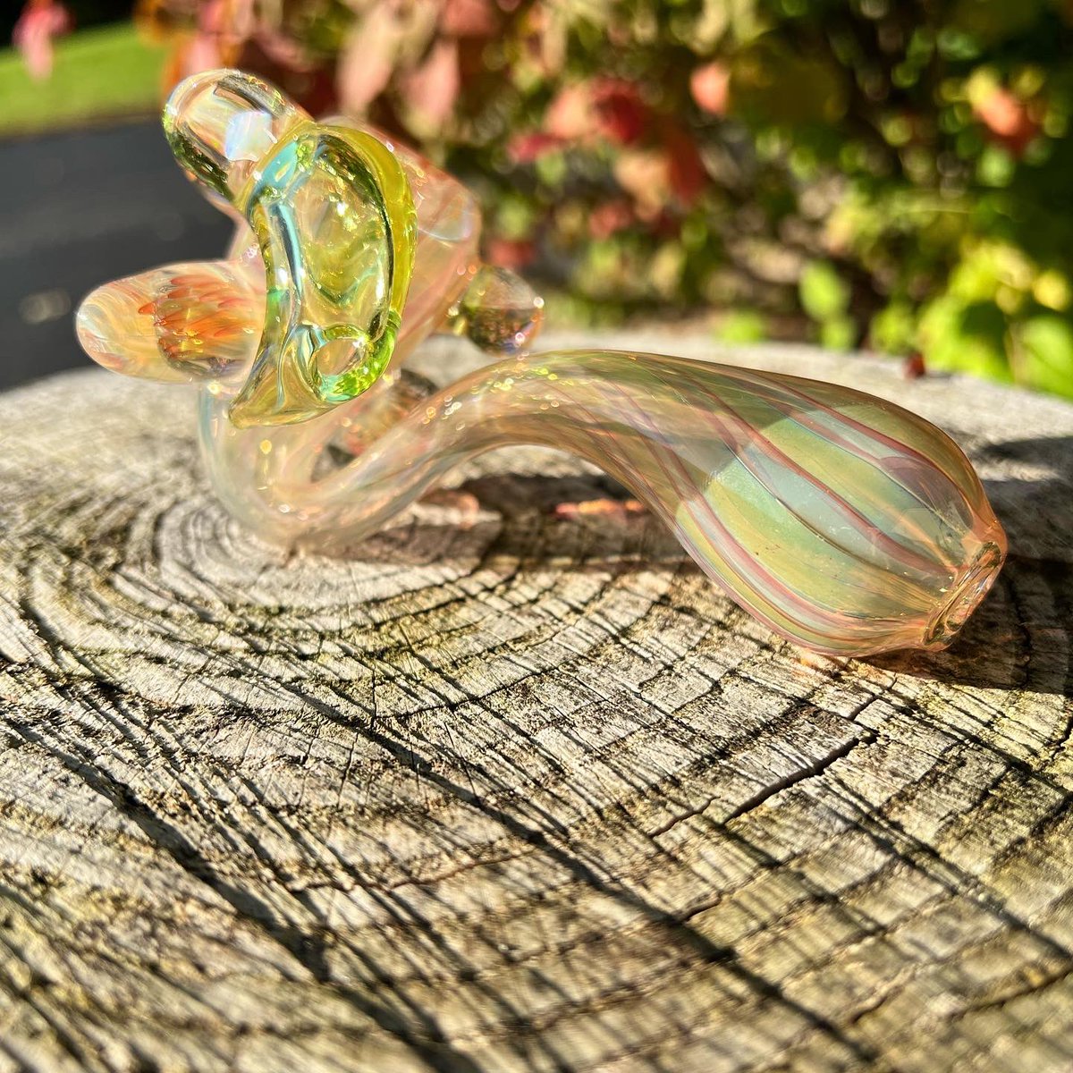 devianceglass's tweet photo. [x] #devianceglass #pendant #glass #glassart #glassartist #rockfordil #rockford815 #heady #headyart #headyglass #fumed #deviance #torchlife #glasslife #melting #turntup #headyjars #glassjars #jars #glasspipes #pipes #lampwork #glassblowing #hashtag https://t.co/IMNfHSBqIC