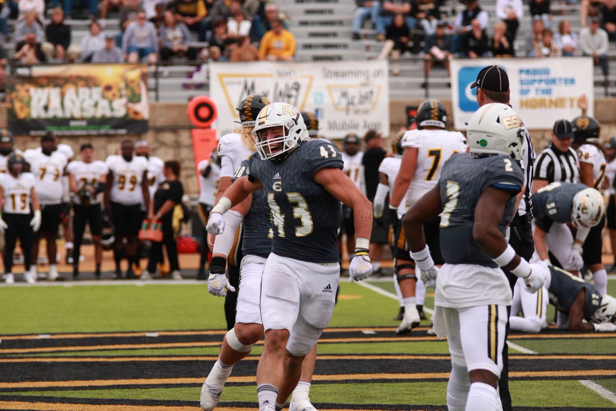 Back in the AFCA Top 25 ⁦<a href="/esuhornetsfb/">ESU Hornet Football</a>⁩ is ranked 23rd this week. #StingersUp afca.com/polls/
