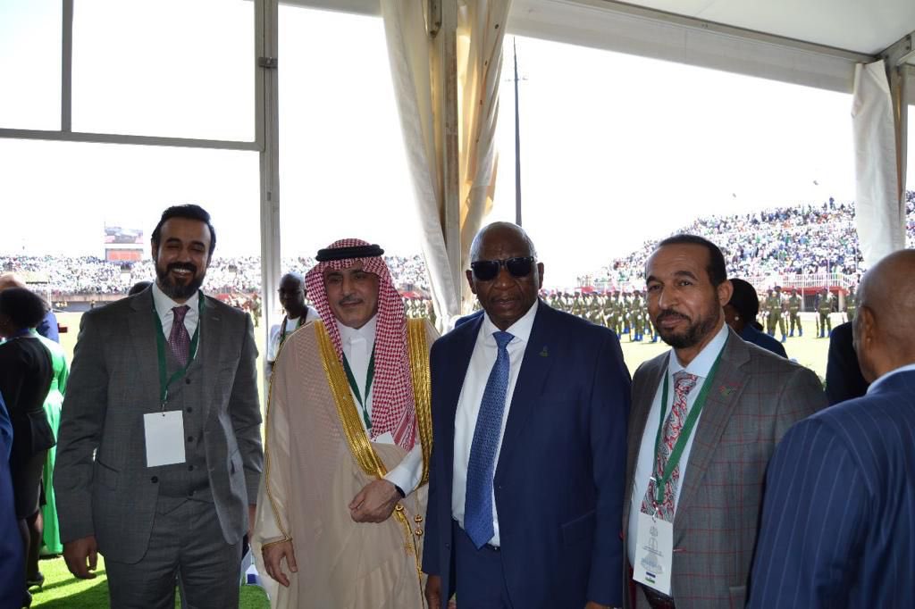 KSAembassyza's tweet photo. #Maseru His Excellency the non-resident Ambassador of the Custodian of the Two Holy Mosques to the #Kingdom_of_Lesotho, #Sultan_Al_Anqari participated in the ceremony held on the occasion of the inauguration of His Excellency the Prime Minister-elect of the #Kingdom_of_Lesotho https://t.co/okn57Z2H0H