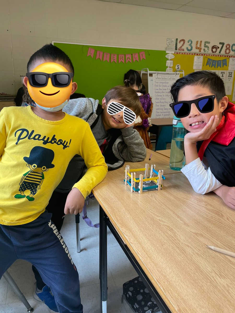 mstibollo's tweet photo. After reading “Creepy Carrots” by Aaron Reynolds, students were instructed to think, plan, and build a fence using 8 clothespins and 8 popsicle sticks to keep their creepy carrots in. A perfect Halloween activity! 🧟‍♀️🥕 #Halloween #STEAM #yrdsbsteam https://t.co/3I6A0lxQMO
