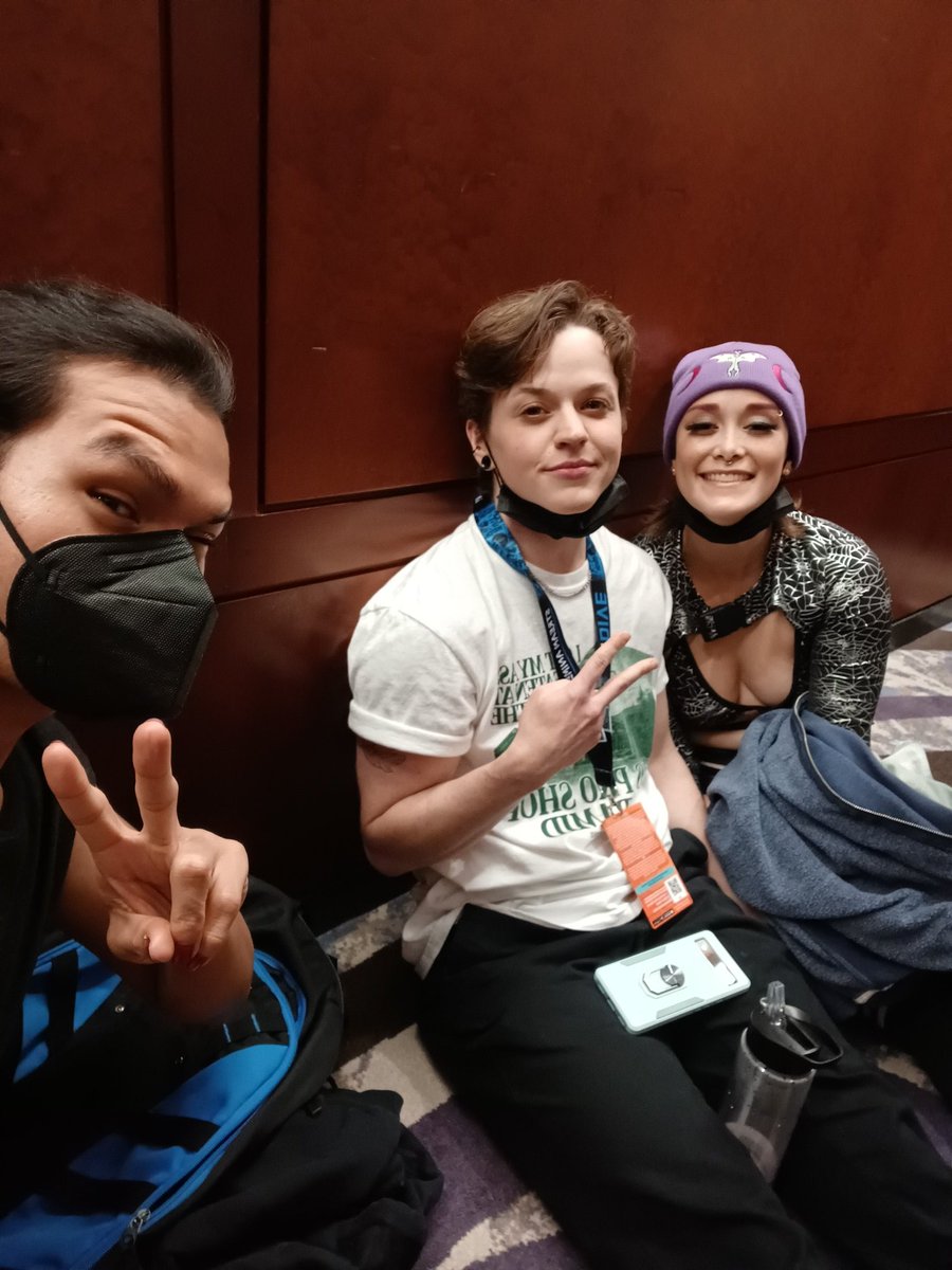 mundomamon's tweet photo. Cute con moments with family!! 🥺
@MexicanKuma @ryn_dex @pahguan https://t.co/SoD7rIrNCE
